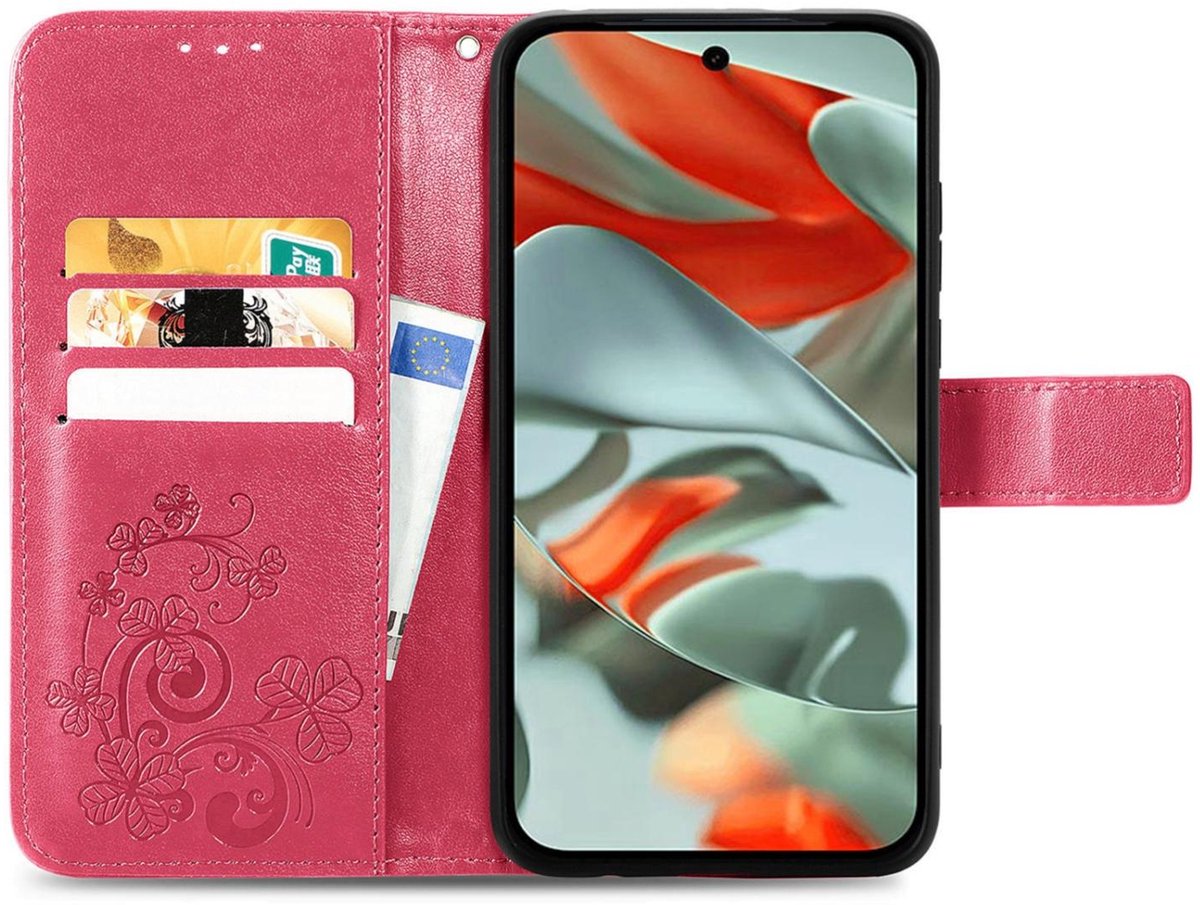 Mobigear Telefoonhoesje geschikt voor Google Pixel 9 Pro XL Hoesje | Mobigear Clover Bookcase Portemonnee | Pasjeshouder voor 3 Pasjes | Telefoonhoesje voor Pinpas / OV Kaart / Rijbewijs - Rood