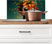 Spatscherm keuken 60x30 cm - Kookplaat achterwand Vrouw - Sinaasappel - Bessen - Oranje - Muurbeschermer - Spatwand fornuis - Hoogwaardig aluminium