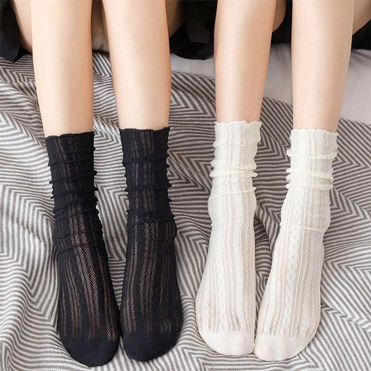 Zomerse Dames Kousen van Kant - Transparante, Dunne Tulle Sokken met Slouch Design voor Comfort en Stijl