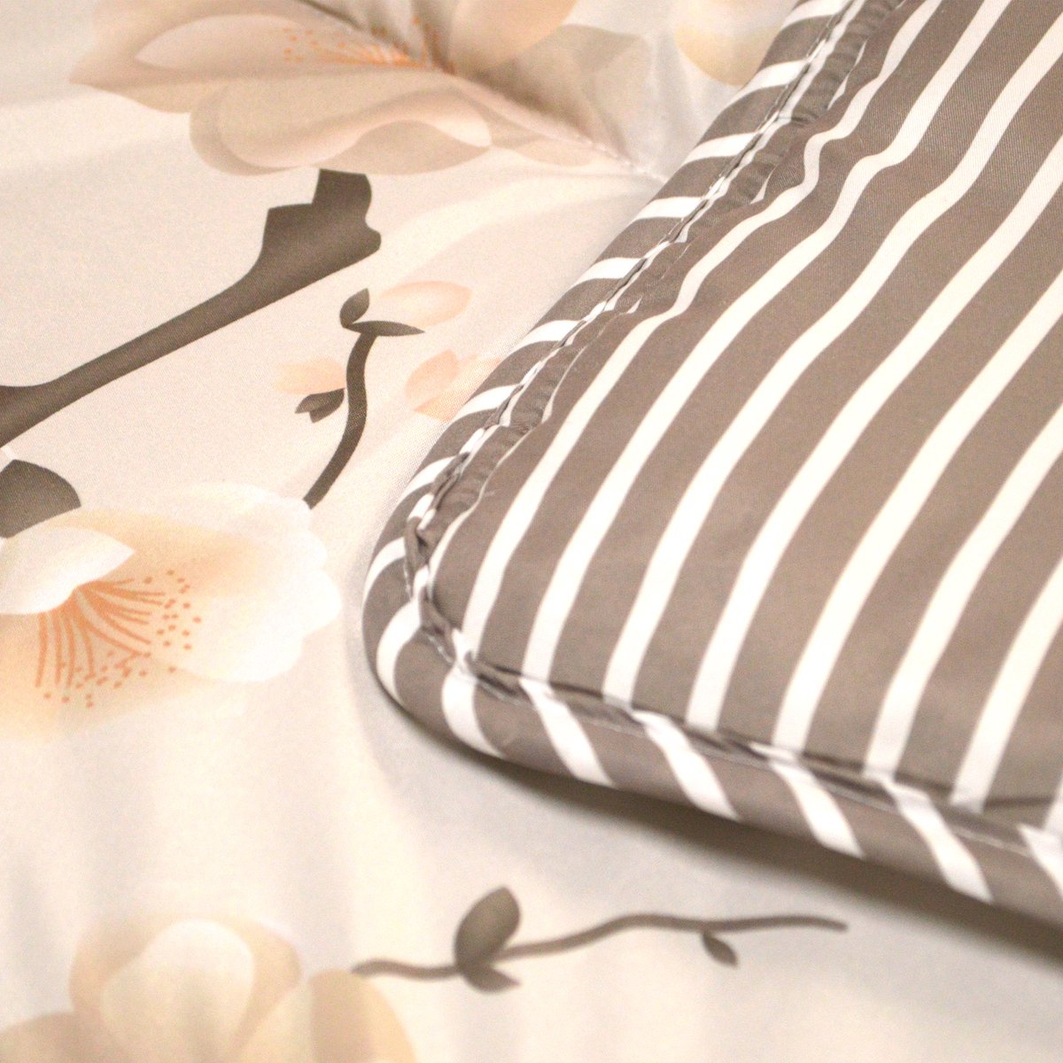 Zydante Eazzzy Dekbedden Print 200x200 cm - Spring Blossom - Standaard