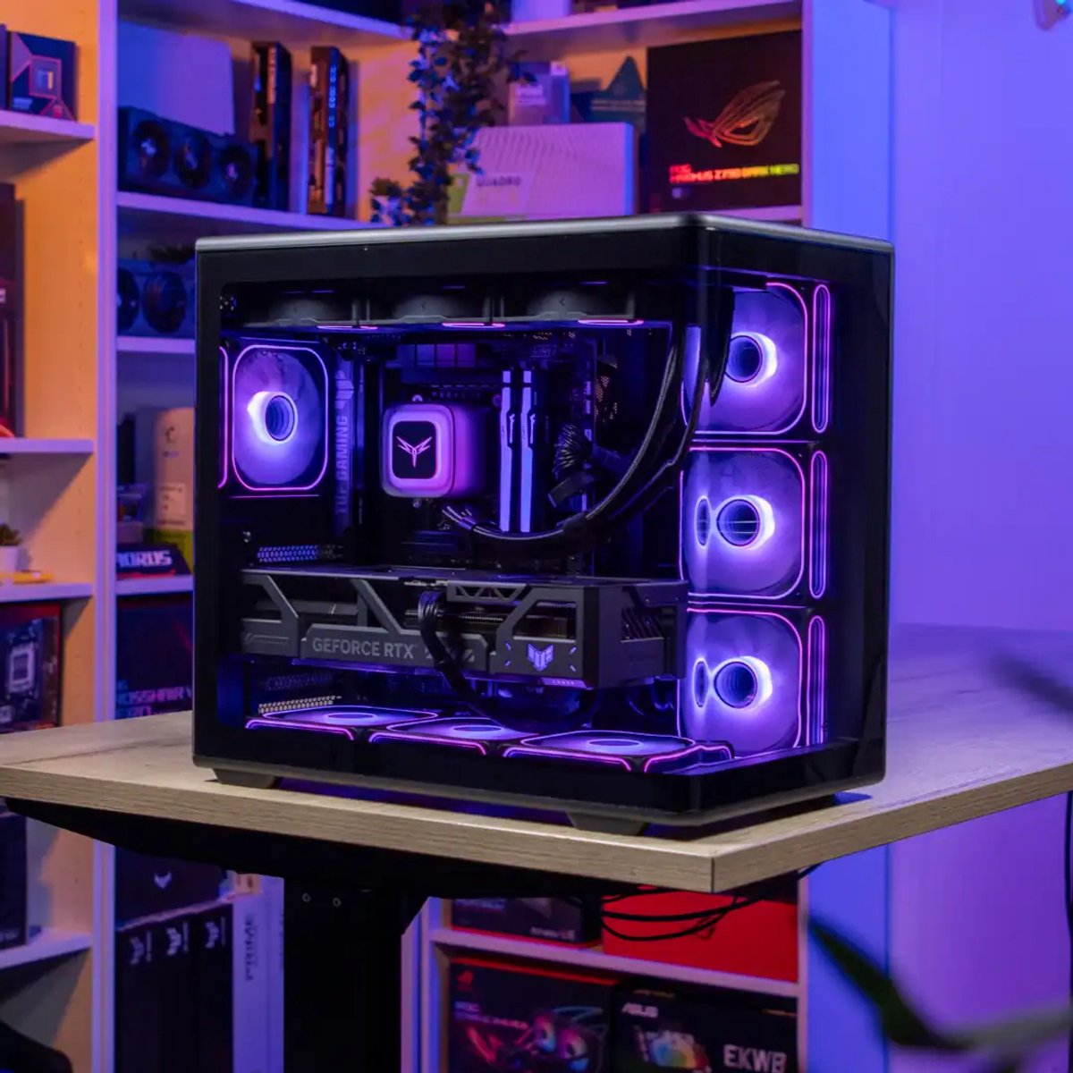 Gaming PC | NVIDIA GeForce RTX 5090 | Intel Core Ultra 7 270K Plus | 32GB RAM | Supernova Intel N59