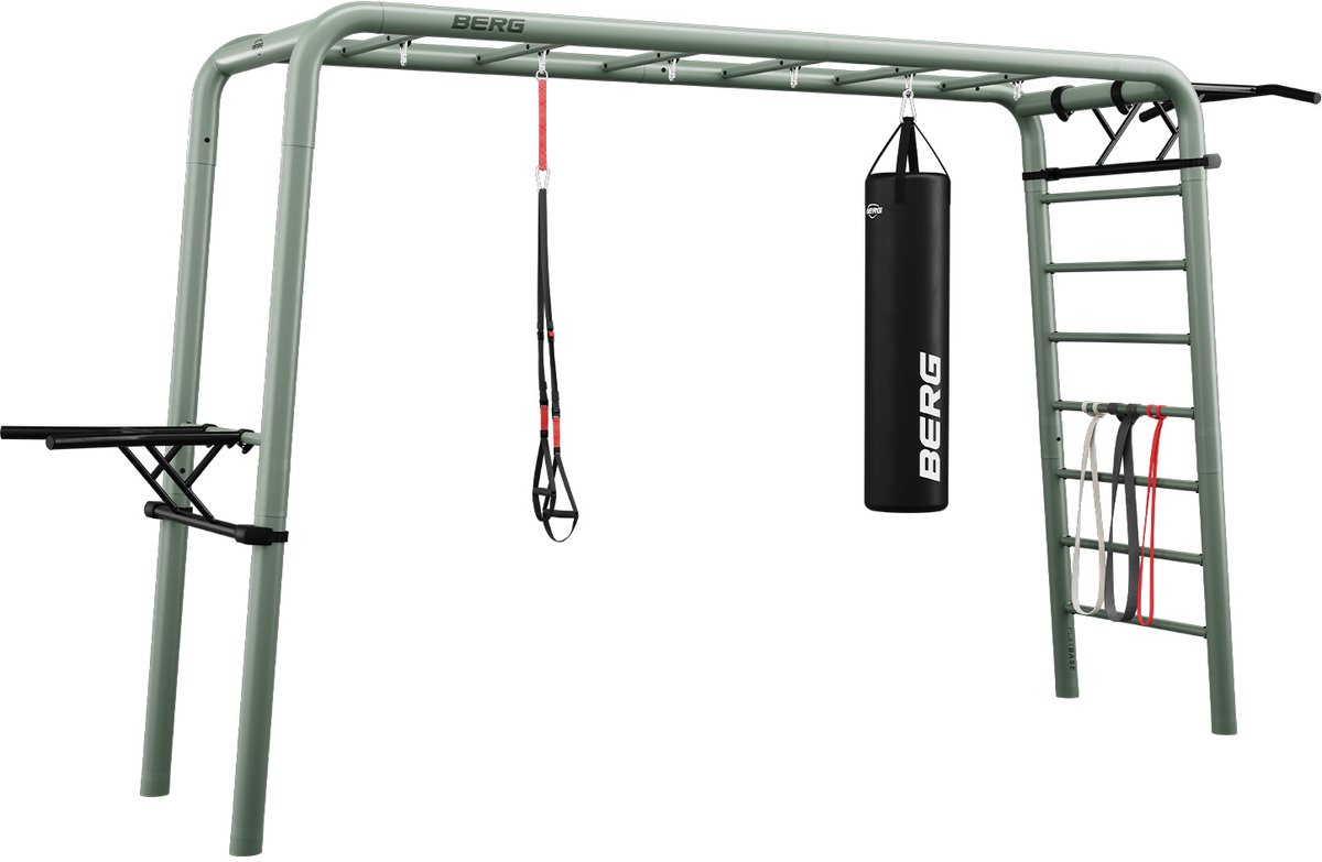 PlayBase Large + Sports Set, dip- en optrekstang, fitnesstouw, bokszak en banden