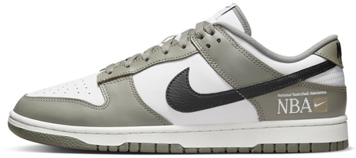 Nike Dunk Low NBA Paris Zwart