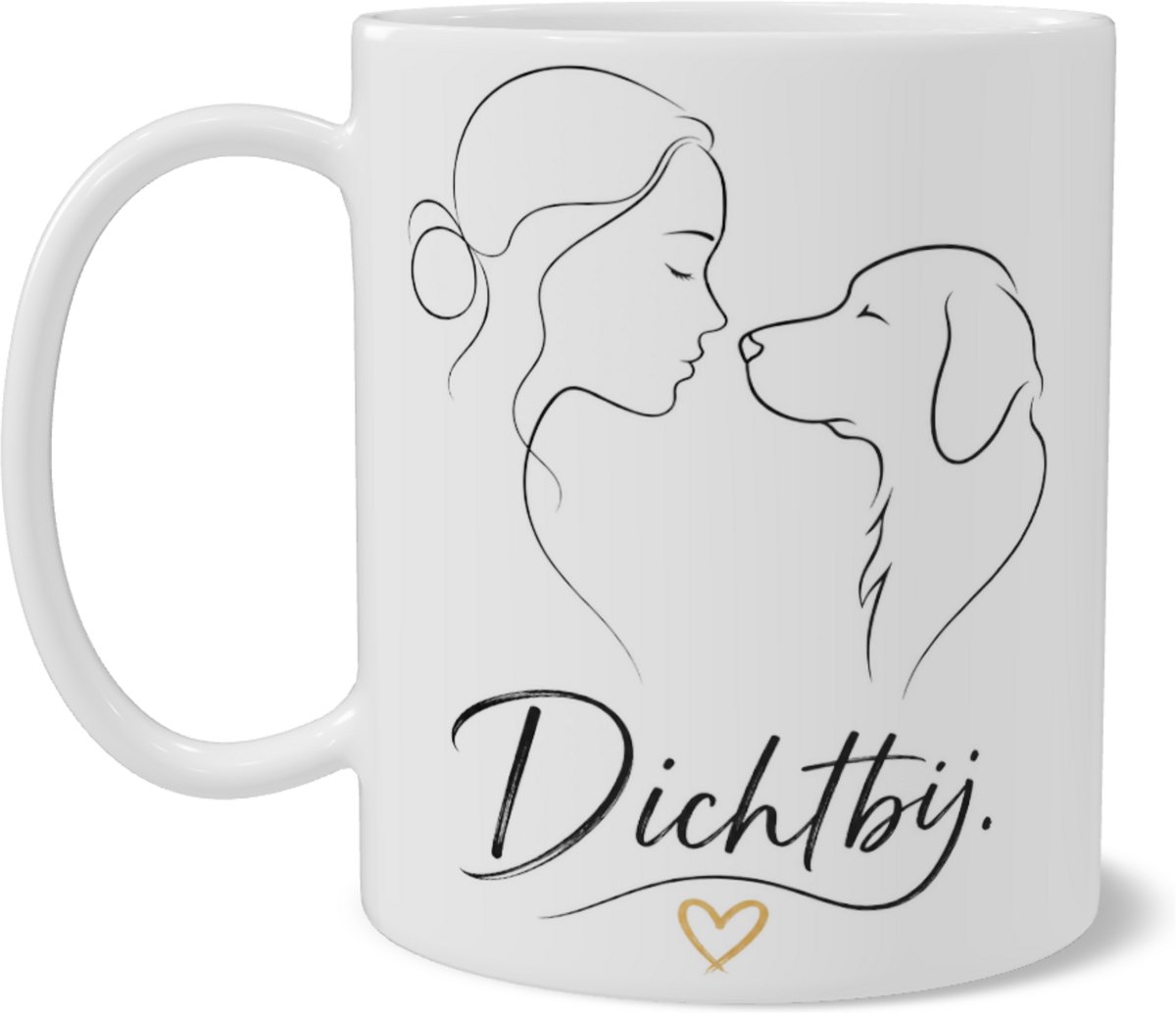 Mok met Lijntekening Vrouw en Hond en Tekst Dichtbij - Minimalistisch Honden Cadeau