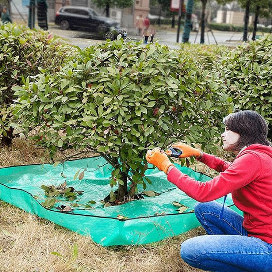 Struikafdekzeil, opening van 30 cm, waterdicht zeil geschikt voor tuinieren, kassen, gazons, landbouw, kamperen, groenteteelt (2 x 2 m) van Merkloos	 — afbeelding 3