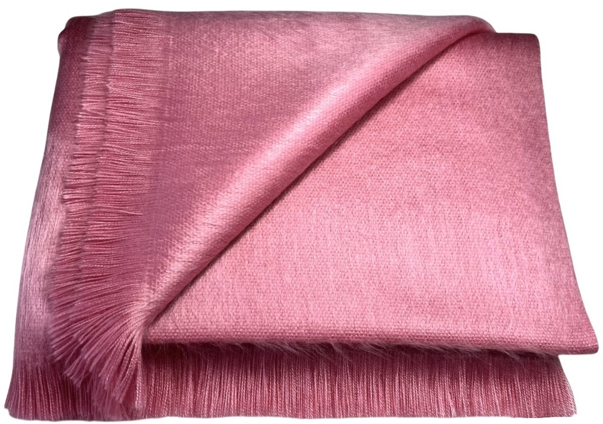 Alpaca D'Luxe Sjaal - Hypoallergeen - Lichtroze - Zacht en van Kwaliteit - Luxe Alpaca Wollen Sjaal - Handgemaakt van alpacawol - Luxe cadeau - Sjaals Dames - Sjaals Heren - Damesmode - Herenmode - Shawls - Accessoires - Scarf - Elegant - Duurzaam