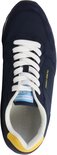 Bovenaanzicht van de blauwe Teddy Smith sneaker met merklabel op de tong.