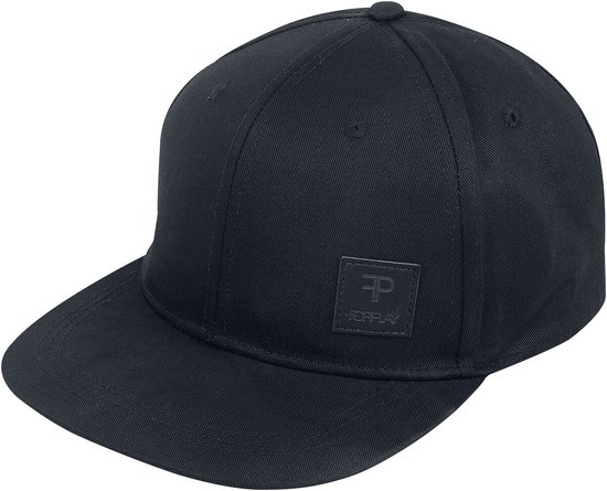 Casquette noire à visière plate avec logo noir 'FP FORPLAY'.