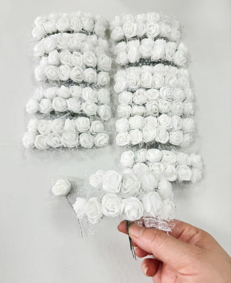 144 Stuks Mini Kunstmatige Rozenhoofden met Zachte Steel - Ideaal voor Bruiloft, DIY Haaraccessoires en Taartdecoratie