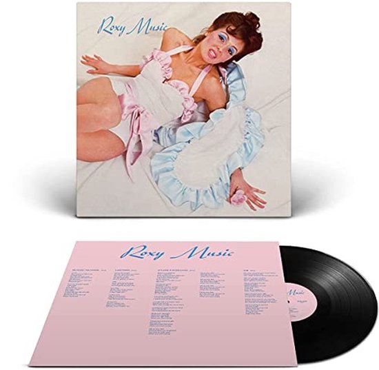 Roxy Music albumhoes met een vrouw in een wit negligé met roze strikken en blauwe ruches. De hoes toont ook de vinylplaat met tracklist.
