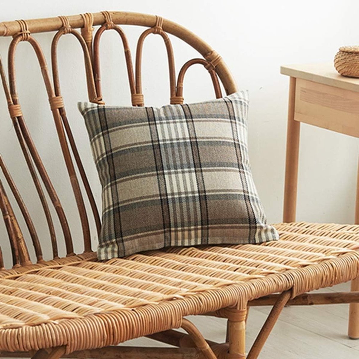 Kussenhoezen 45 x 45 cm van Katoen en Linnen met Geruit Patroon in Bruin en Beige Tinten