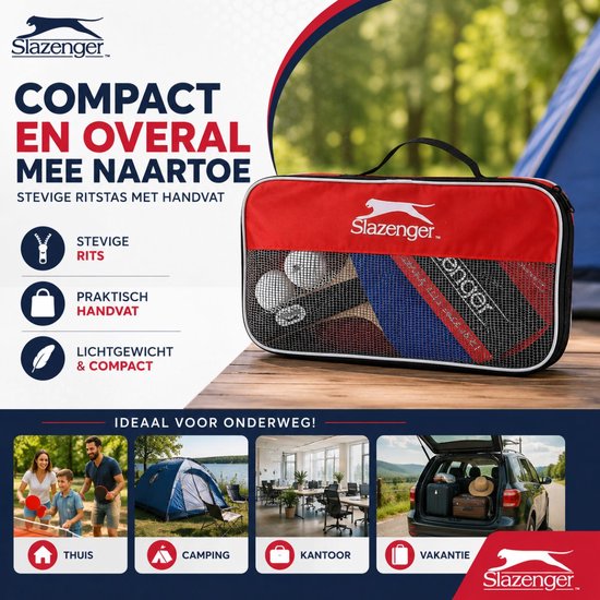 Een rode draagtas met tafeltennisbatjes en ballen, ideaal voor onderweg. De tas is compact en lichtgewicht met een rits en handvat.