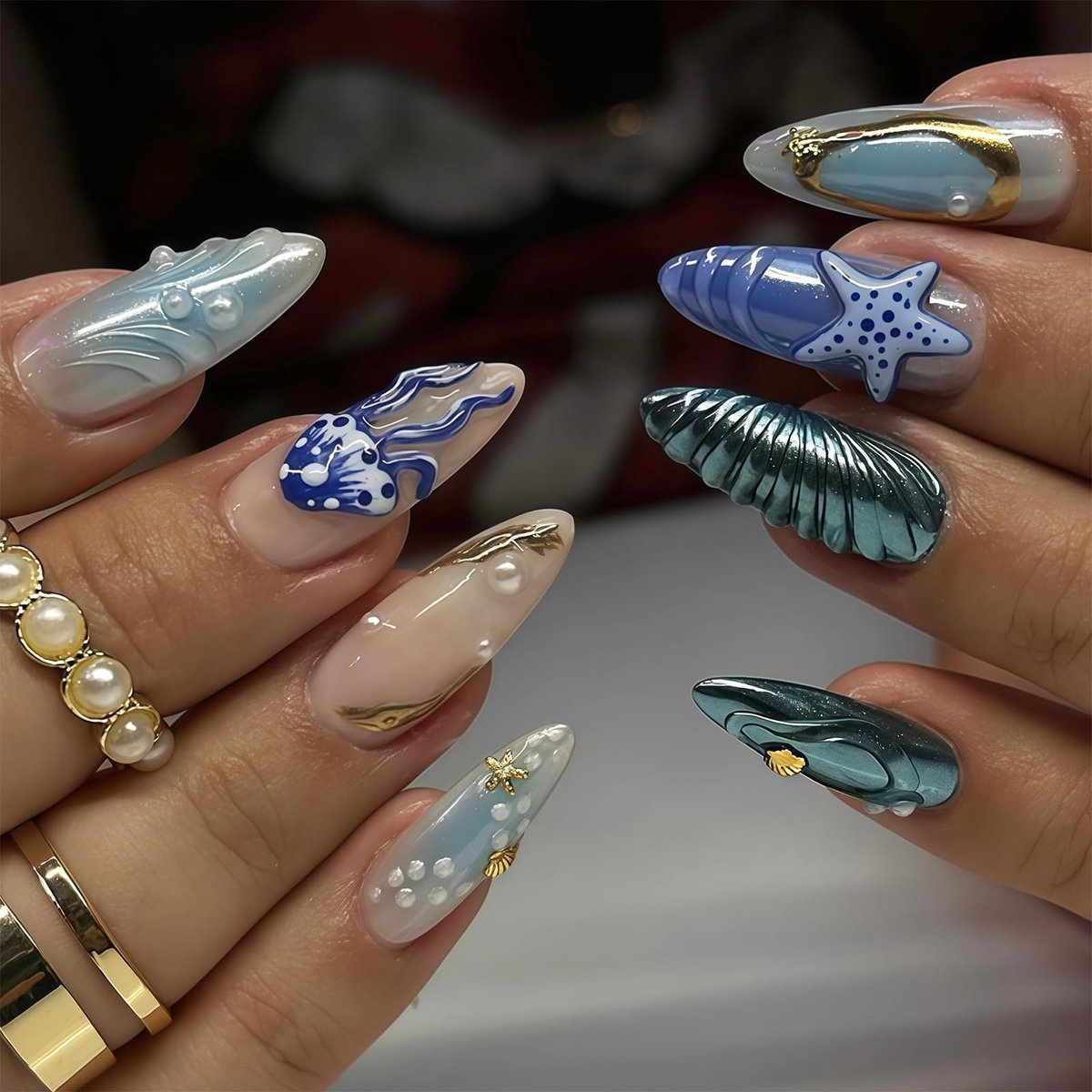 Dailygoods- Kunstnagels Amandelvorm - 24 Stuks - Blauw/Wit Franse Punt - 3D Schelpen Ster Ontwerpen - Hoogwaardig ABS - Inclusief Opbergdoos - Nepnagels