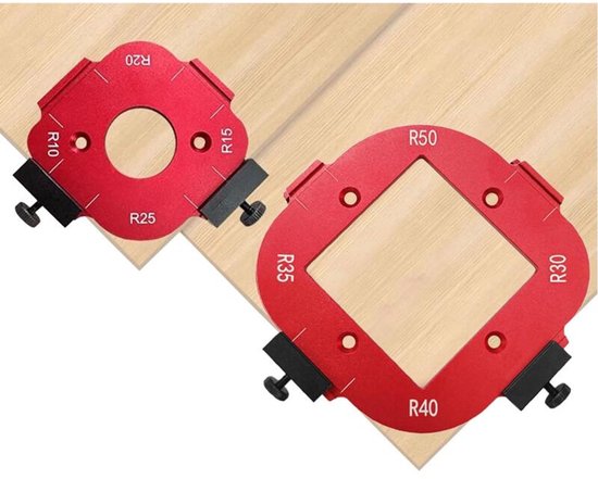 Twee rode 8-in-1 radius hoekmallen voor houtbewerking op een houten ondergrond, met afmetingen R10, R15, R20, R25 en R30, R35, R40, R50.