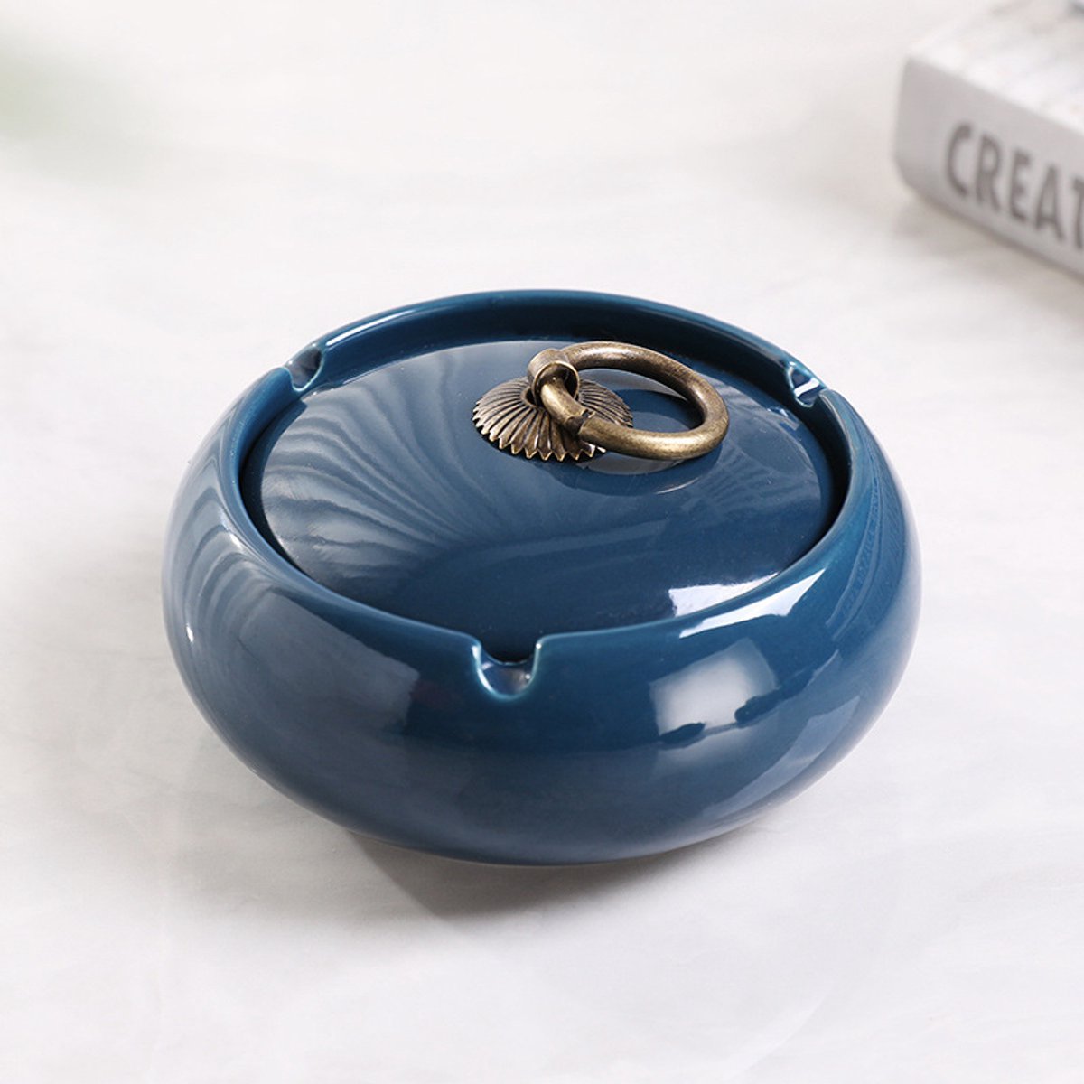 Handgemaakte Keramische Asbak Met Deksel – Decoratief – Voor Terras, Bureau & Kantoor – Ideaal Voor Rokers & Woondecoratie-11x11x5.6 cm-Diepblauw