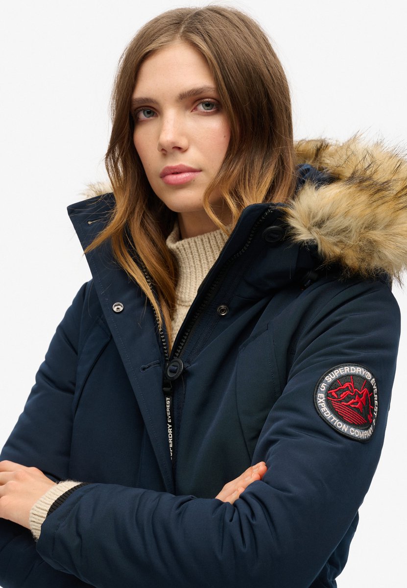 Superdry Everest parka met capuchon van imitatiebont Dames Gewatteerde jassen Marineblauw