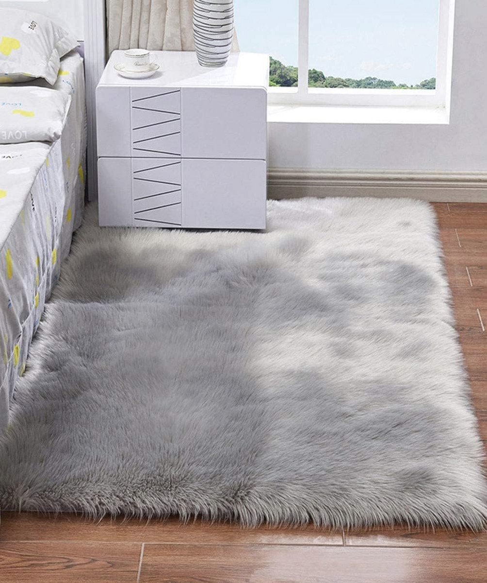 Zacht schapenvacht tapijt voor slaapkamer en woonkamer - Pluizig bonttapijt voor kinderen (Grijs, 60 x 90 cm)