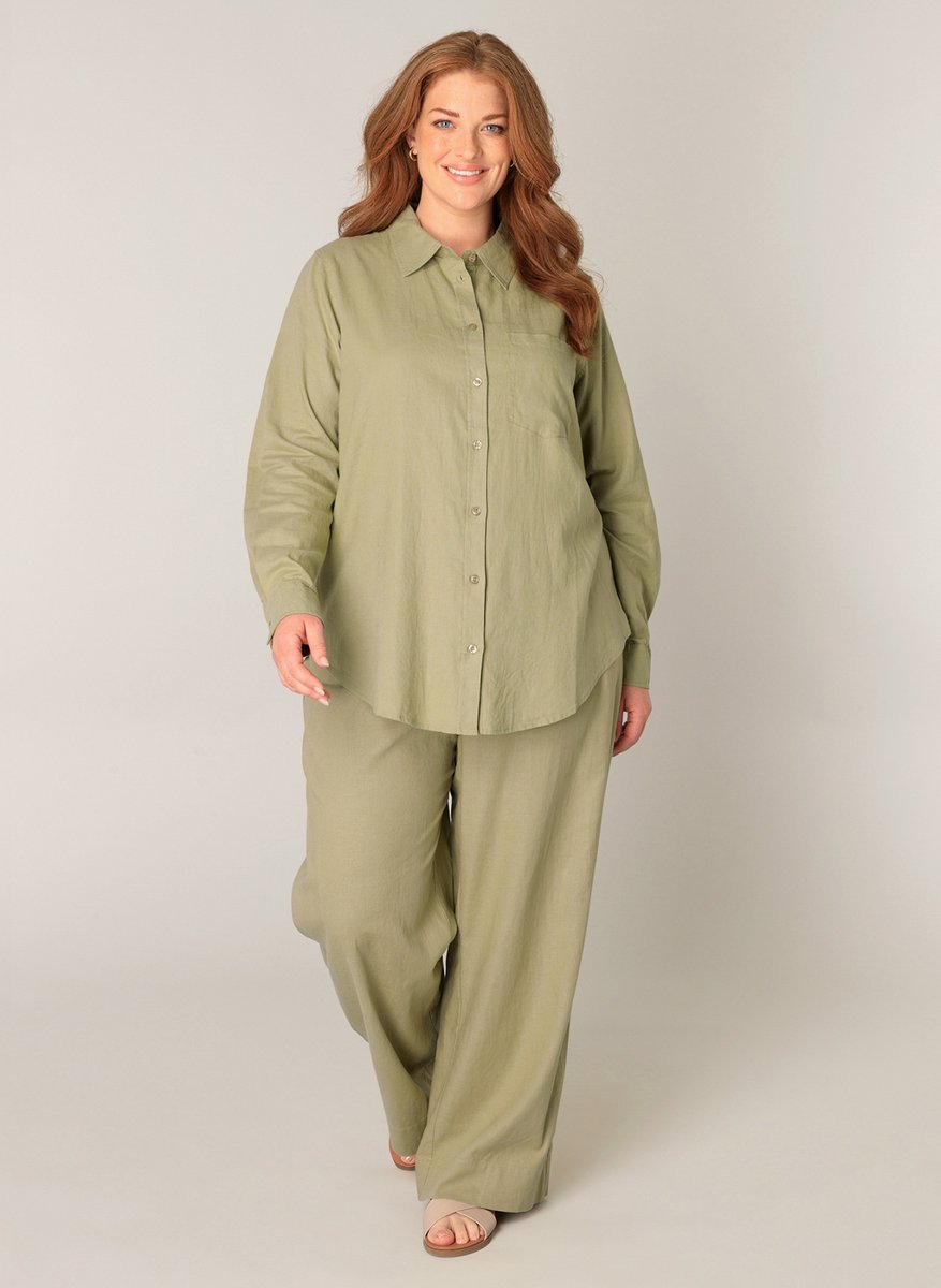 BASE LEVEL CURVY Yaella Shirts - Soft Army - maat 5(58/60)