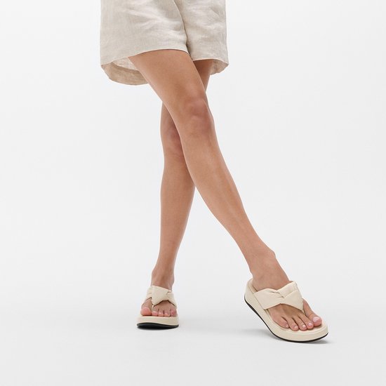 FitFlop F- Mode à plateforme en cuir souple Mode Knot BEIGE - Taille 38