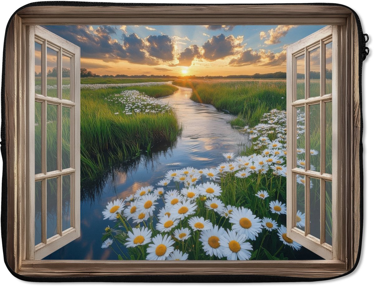 Laptophoes 15.6 inch - Doorkijk - Landschap - Raam - Water - Zonsondergang - Laptop sleeve - Binnenmaat 37x26 cm - Zwarte achterkant