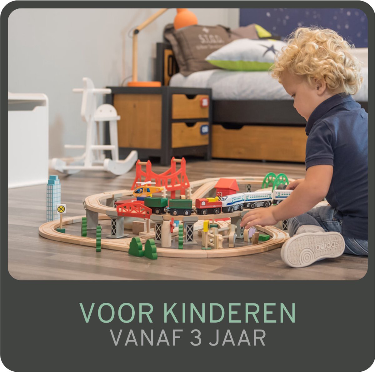 Bandits & Angels Houten Treinset 130 delig met Treinstation vanaf 3 Jaar voor Jongens en Meisjes - Trein Set met 130 delen en 2 Treinen van Hout - Treinbaan voor Kinderen met Accessoires — afbeelding 6