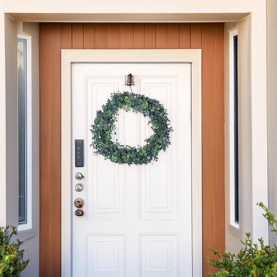 663970_8