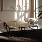 Metalen Bedframe Milan - 160 x 200 - Zwart - Inclusief Lattenbodem - Zonder Matras - Industrieel Bed