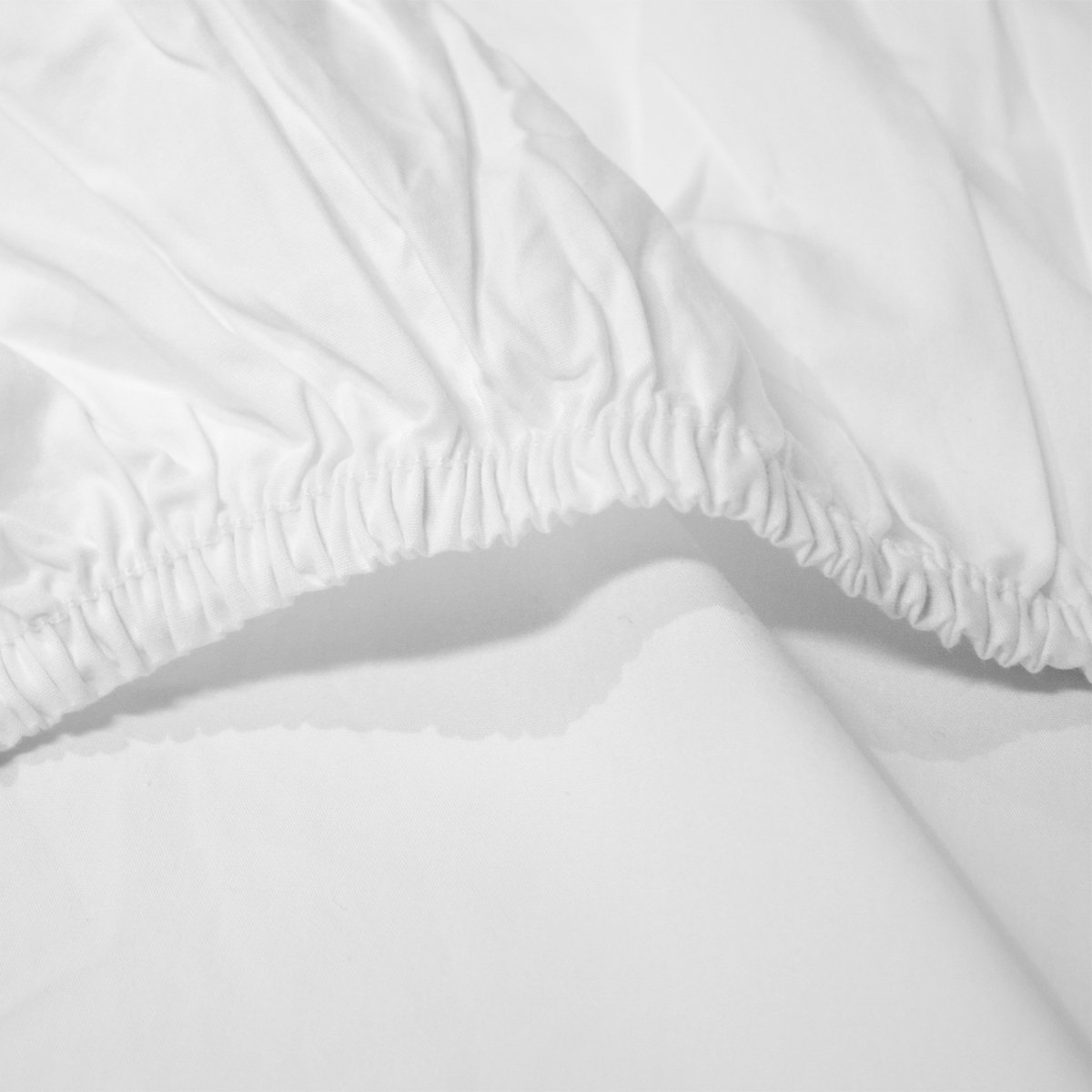 HappyBed Hoeslaken White - 160x200 cm - Onderlaken - Verfijnd jerseykatoen - Ademend katoen - Perfecte pasvorm