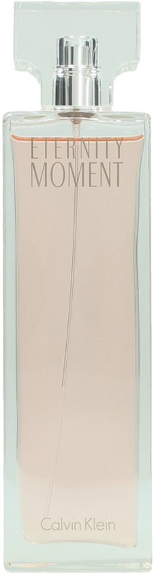 Calvin Klein Eternity Moment vaporisateur eau de parfum pour femme dans un flacon en verre.