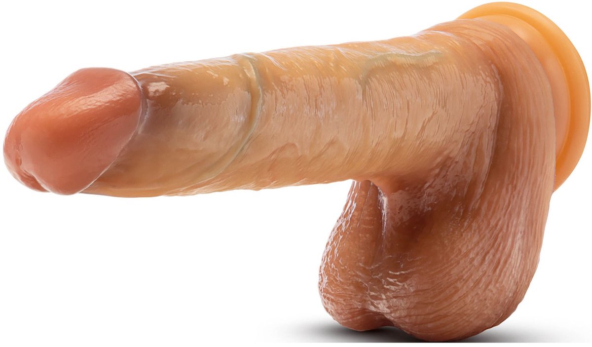 Saunada tomosha qilayotgan mushuk Eng kichik va eng katta jinsiy olatni