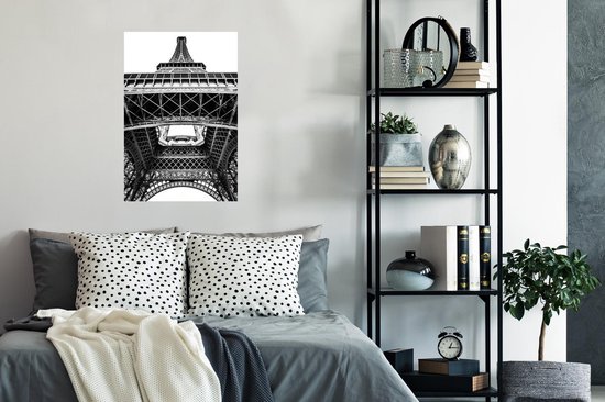 Poster Sous la Tour Eiffel 40x60 cm - Tirage photo sur Poster (décoration murale salon / chambre)