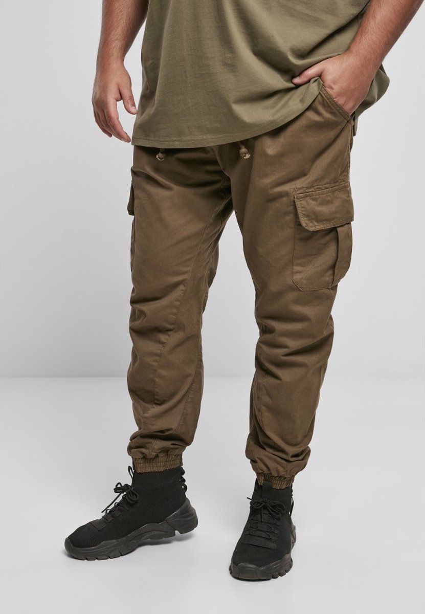 Urban Classics Jogging Cargobroek L Bruin