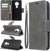 Voor Nokia 6.2 / 7.2 lamsvel textuur pure kleur horizontale flip pu lederen case met houder & kaartsleuven & portemonnee & lanyard (grijs)