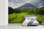 Behang - Fotobehang Natuur voor de Noord-Amerikaanse vulkaan in Costa Rica - Breedte 420 cm x hoogte 280 cm