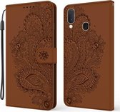 Voor Samsung Galaxy A10e / A20e Pauw Reliëfpatroon Horizontale Flip Leren Case met Houder & Kaartsleuven & Portemonnee & Lanyard (Bruin)