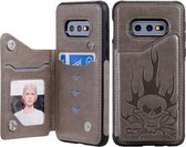 Voor Galaxy S10e Skull Head Embossing Pattern Schokbestendige beschermhoes met houder & kaartsleuven & portemonnee (grijs)