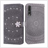 Voor Huawei P20 Pro Pressed Printing Steken boorpatroon Horizontale Flip PU lederen tas met houder & kaartsleuven & portemonnee & & lanyard (grijs)