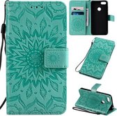 Voor Motorola MOTO E6 Play Geperst Afdrukken Zonnebloem Patroon Horizontale Flip PU Lederen Case met Houder & Kaartsleuven & Portemonnee & Lanyard (Groen)