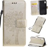 Tree & Cat Pattern Pressed Printing Horizontale Flip PU lederen tas met houder & kaartsleuven & portemonnee & lanyard voor Galaxy A10e (goud)