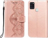 Voor Samsung Galaxy A21s Flower Vine Embossing Pattern Horizontale Flip Leather Case met Card Slot & Holder & Wallet & Lanyard (Rose Gold)