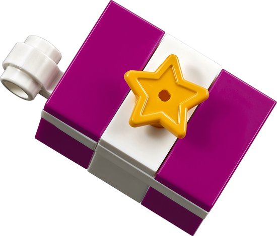 LEGO cadeau met paarse, witte en grijze blokjes en een gele ster.