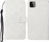 Voor Samsung Galaxy A22 5G Etnische Stijl Reliëf Patroon Horizontale Flip Leren Case met Houder & Kaartsleuven & Portemonnee & Lanyard (Wit)