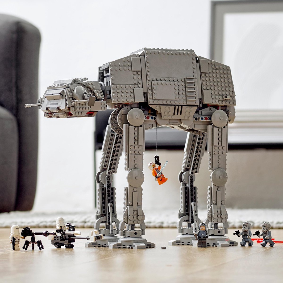 LEGO® Star Wars™ AT-AT™ 75288 bouwset, leuke speelset voor kinderen die spannende missies uit het Star Wars universum en scènes uit de klassieke Star Wars trilogie willen naspelen (1267 onderdelen) — afbeelding 23
