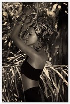 Dancing Jungle Woman  - Foto op Akoestisch paneel - 80 x 120 cm