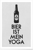 JUNIQE - Poster Bier Ist Mein Yoga -30x45 /Grijs & Zwart