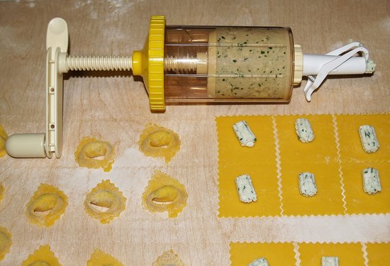 Pastamachine - Handmatig - Met messing matrijs — afbeelding 2