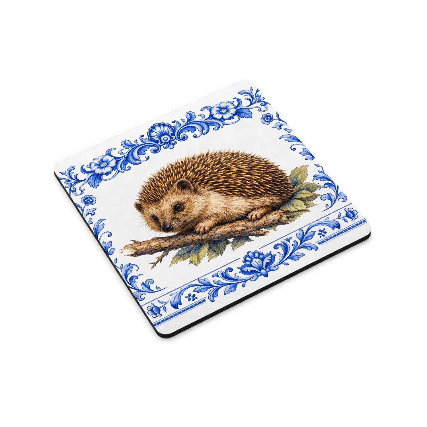 Mr Cadeautjes MDF magnetische fotolijst vierkant 9,5 - design Een realistische egel op een tak of tussen bladeren, omringd | cadeau Wit