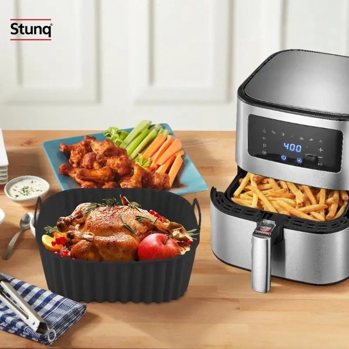 Stunq® Siliconen Airfryer Liner Zwart – Herbruikbare Non-stick Bakmat met Handvatten