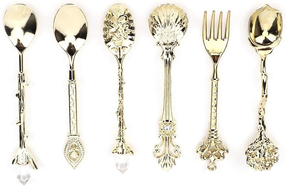 Vintage Lepel Theelepel Koffielepel Retro Zinklegering Lepel Vorkset Europese Hofstijl Prachtig Patroon Food Grade Servies met Geluksknoop Kroon Hart Handvat (Goud (gunstige