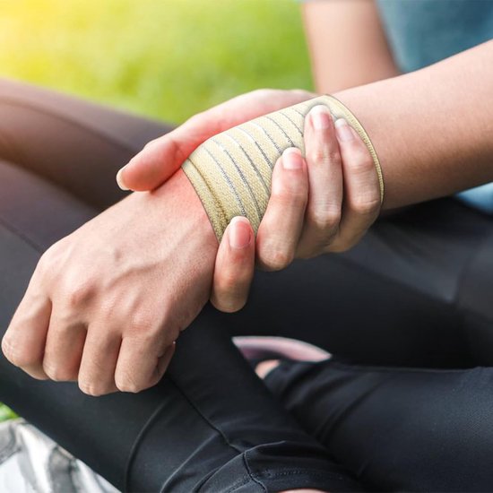 Elastische Polsbandage voor Sport, Gym en Training - Beige - 40 cm - Ideaal voor Gewichtheffen en Squats — afbeelding 3